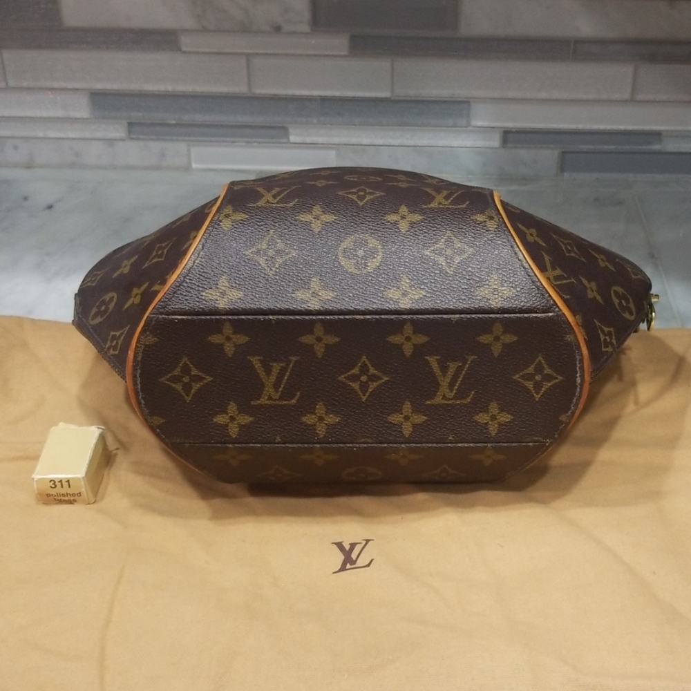 Authentic Louis Vuitton Ellipse - Picture 2 of 8